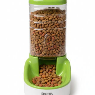 Skatrs Food Dispenser for Dogs and Cats